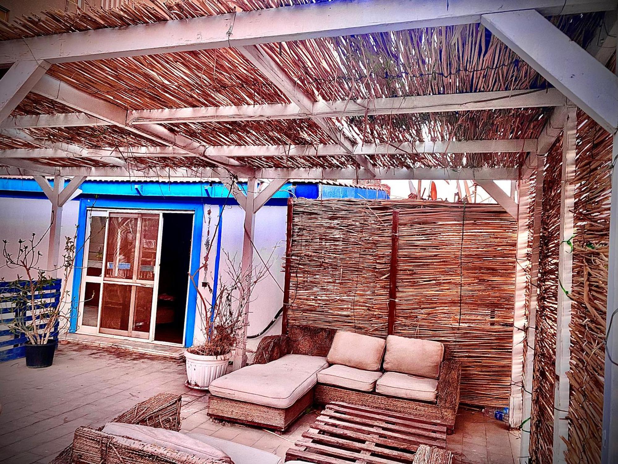 Airport Rooftop Club Luxurious Rooms And Studios Cairo Exterior photo