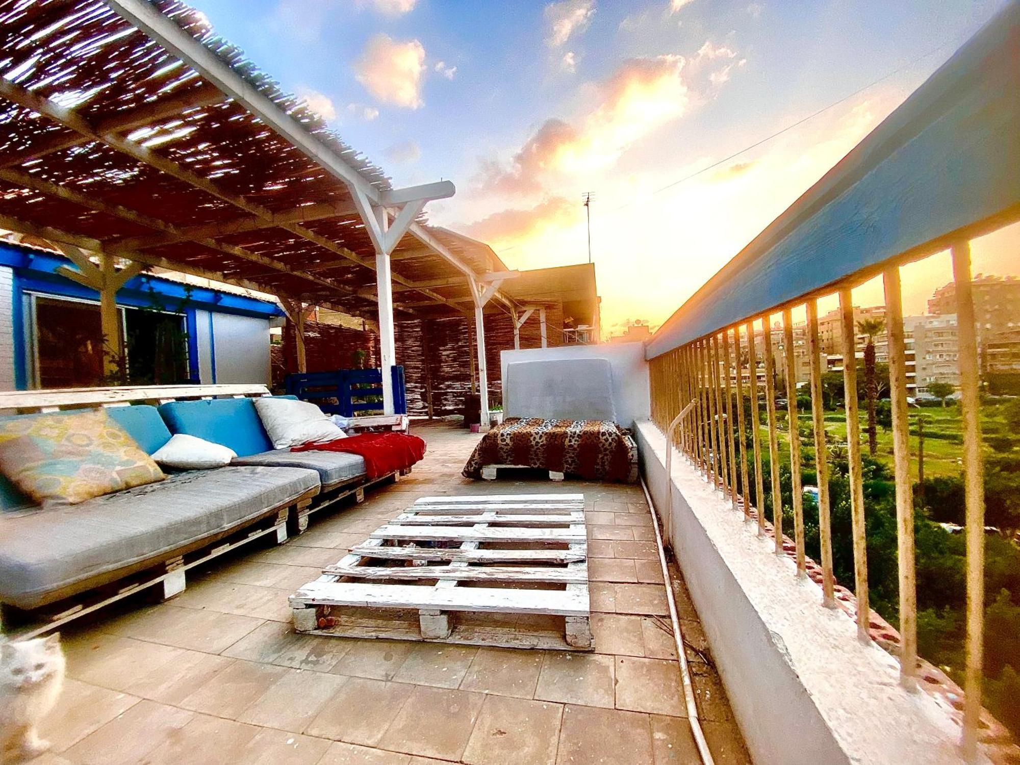 Airport Rooftop Club Luxurious Rooms And Studios Cairo Exterior photo