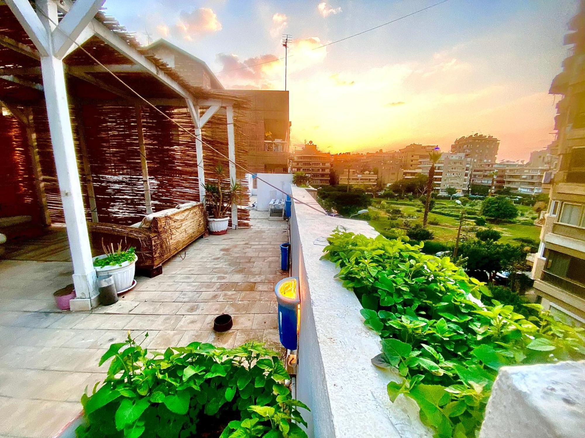 Airport Rooftop Club Luxurious Rooms And Studios Cairo Exterior photo