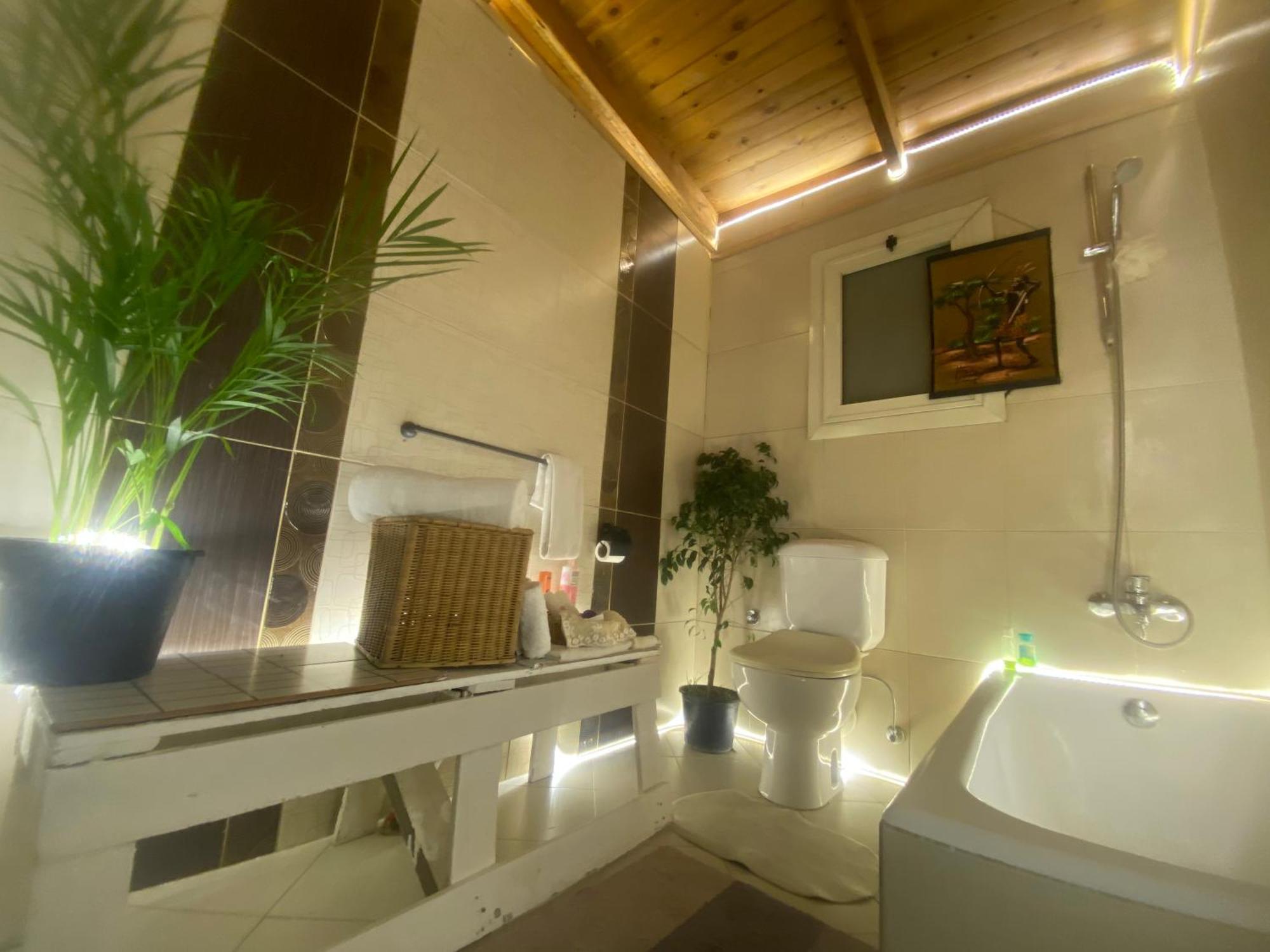 Airport Rooftop Club Luxurious Rooms And Studios Cairo Exterior photo